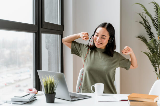 Mevrouw heeft last van stress en rugklachten